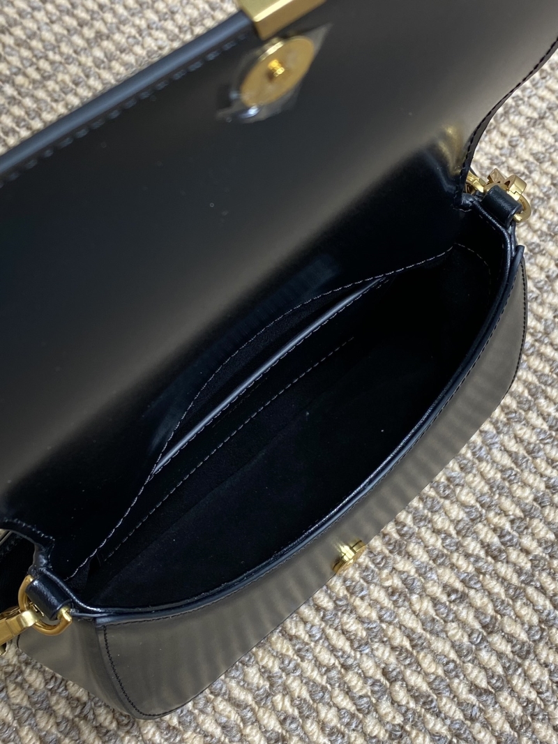Y51 hobo bags